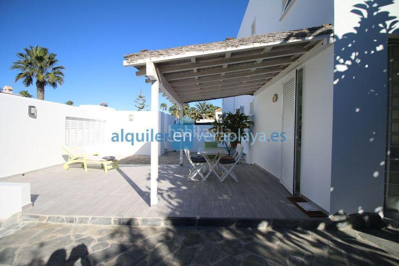 Foto 536a0c8e-db1b-483a-a007-c548068fd05c. Rent chalet in Puerto Rey Vera