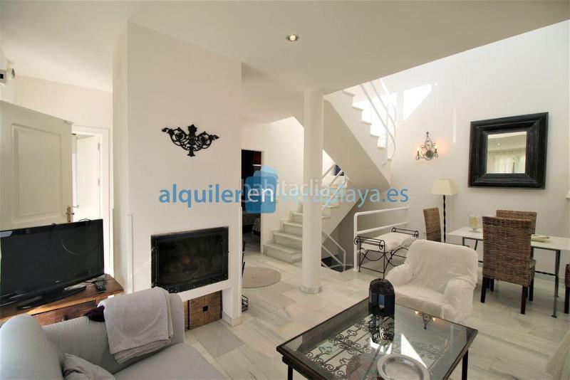 Foto 56603f74-68ba-4e70-b6d0-399e25cfb1c5. Rent chalet in Puerto Rey Vera