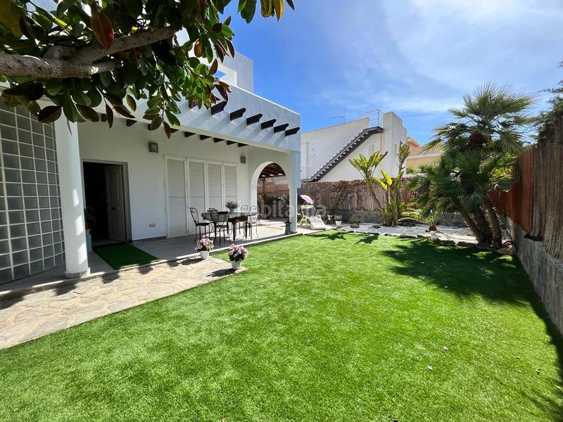 Foto 92cc829d-3c30-4c52-8abd-bd731f5dd0e5. Affitto chalet in Puerto Rey Vera