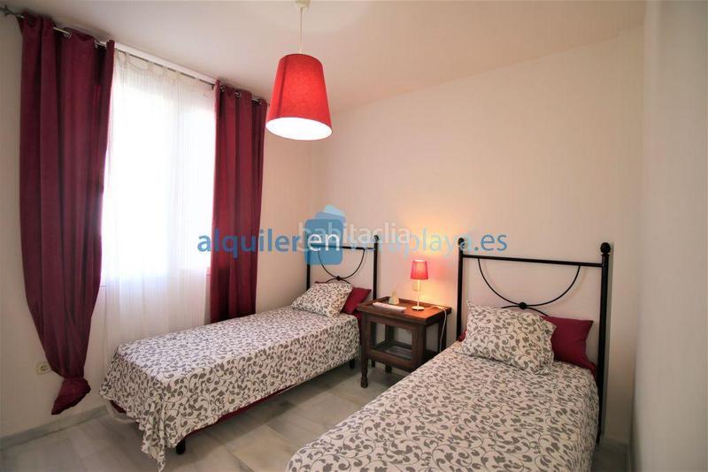 Foto b5e78d83-b815-44d6-8c80-49267e81d433. Affitto chalet in Puerto Rey Vera