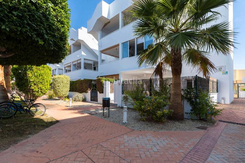 Foto a620c636-bc1c-4fc4-98e2-9159e37410df. Location appartement avec chauffage parking piscine dans Vera