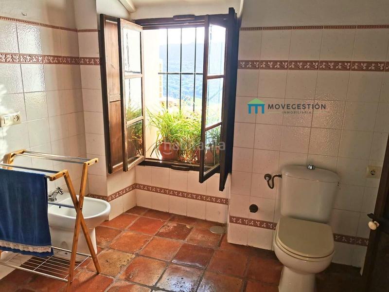 Foto 0f2ca933-f539-44fe-8ae0-40c44cd4df2a. Casa amb calefacció a Villaluenga del Rosario