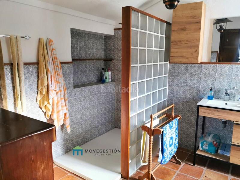 Foto cc4aa4b4-2578-4615-ad30-c8fa8546ec87. Casa amb calefacció a Villaluenga del Rosario