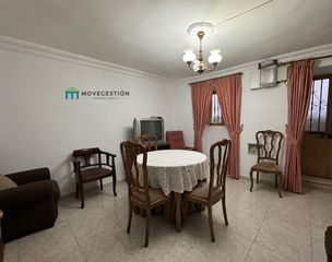 Haus en Ubrique. Casa en casco antiguo para reformar