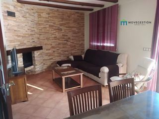 Location Maison à La Vega. Alquiler para docentescurso escolar 20262027casa en ubriquezona