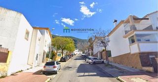 Semi detached house in La Vega