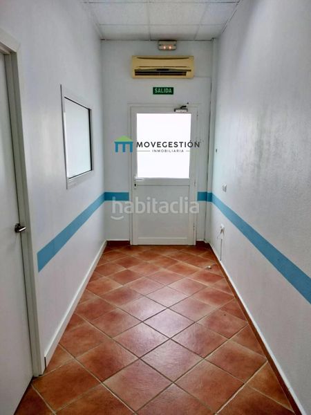 Foto eee4202c-f229-4823-9dfb-04ef43bef057. Local comercial a Villamartín