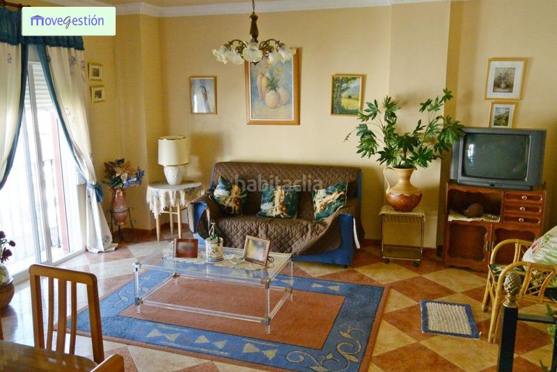 Foto 04430a90-5dde-4912-a7d9-c63501c7ff05. Casa  independiente en zona de vista alegre en Ubrique