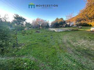 Casa a Bosque (El). Casa de campo con terreno  zona la zarza