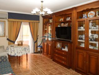 Pis  Calle la carolina. Otl inmobiliaria vende piso en linares - zona paseo de linarejos