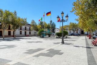Casa  N/a. Otl inmobiliaria vende piso en santa elena (jaén) - centro. disp