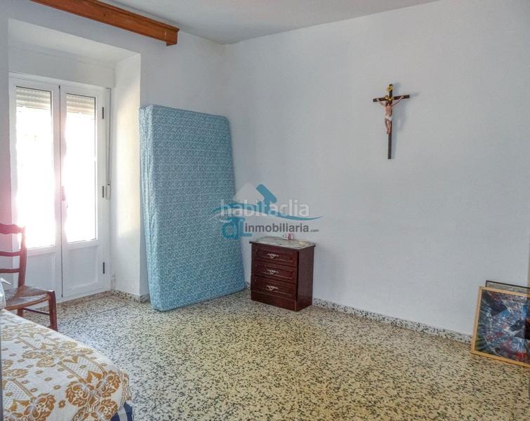 Foto 09bebd88-69e7-453c-a98d-888b7192b67d. Casa otl inmobiliaria vende piso (jaén) - centro. dispone de 2 plantas, 3 baños, 2 salones, 2 cocinas, patio interior co en Santa Elena