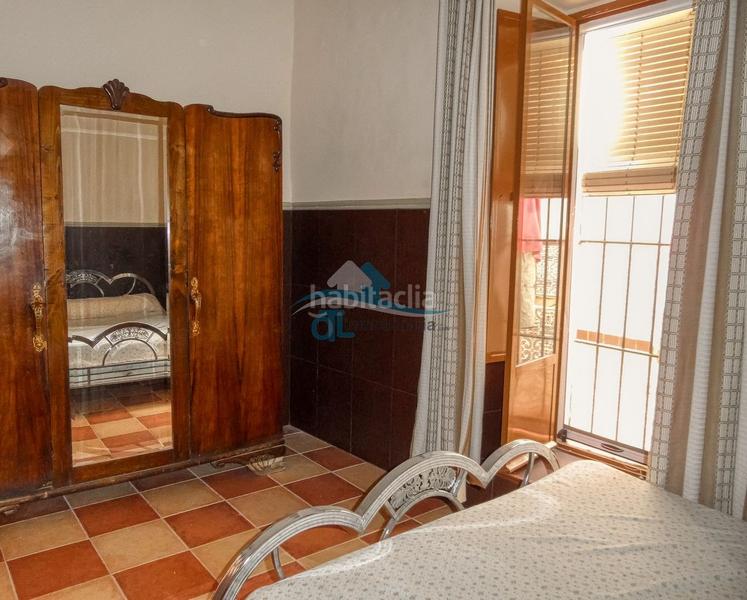 Foto 6b188051-85b4-45aa-a3bc-099199e2909d. Casa otl inmobiliaria vende piso (jaén) - centro. dispone de 2 plantas, 3 baños, 2 salones, 2 cocinas, patio interior co en Santa Elena