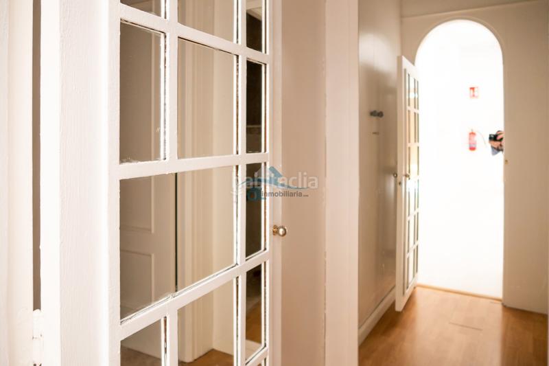 Foto c77fa9c5-0986-4fe3-9ef6-23630d481292. Lloguer local comercial a Centro ciudad Linares