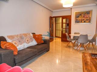 Pis  Calle julio burell. Otl inmobiliaria vende piso centrico en linares - dispone de 3 d