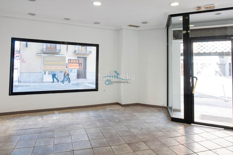 Foto 0f13dd15-2df7-48d2-8f58-cf28f148d760. Alquiler local comercial en Linarejos Linares