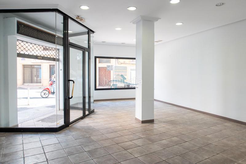 Foto 980c80db-af2d-4507-805b-09c3aa3facfa. Alquiler local comercial en Linarejos Linares