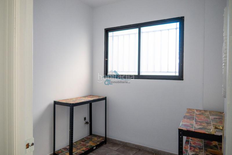 Foto 5242ed22-1dbb-463a-9835-4a2b027ade54. Lloguer local comercial a Linarejos Linares