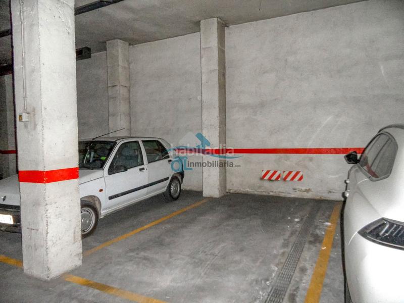 Foto e43ba94e-0d2a-4ab1-bf4f-58c34b8348ce. Miete autoparkplatz in n/a in Centro ciudad Linares