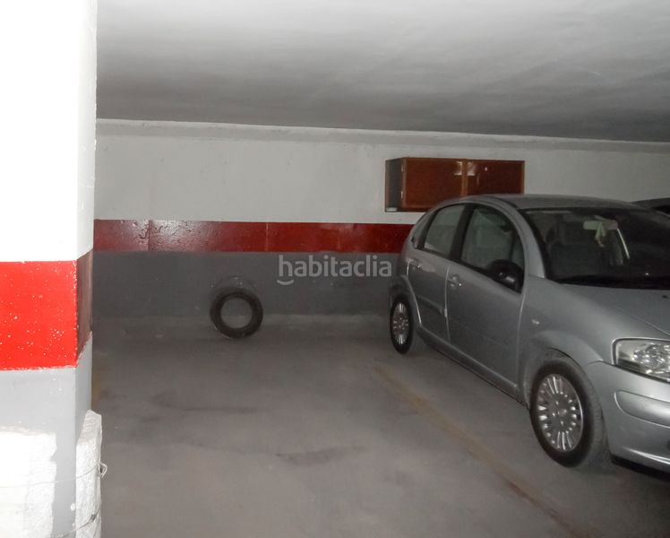 Foto 6765c37d-981d-4e1a-ab94-9f3a14bbfec2. Parking coche en calle menéndez pelayo 31 otl inmobiliaria vende o alquila plaza de garaje - zona centrica en Linares
