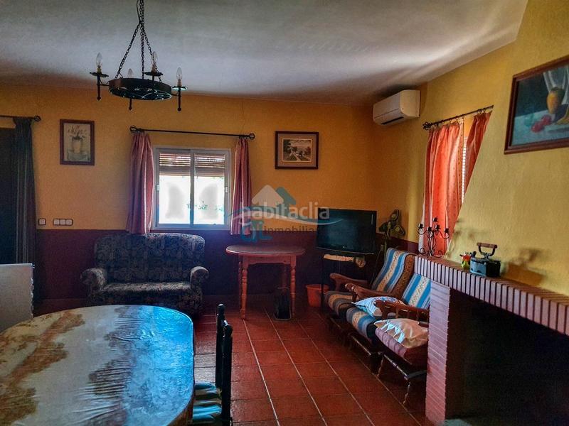 Foto a60bc6cf-c97a-405a-8a3e-3aa351e08115. Chalet mit pool in San Roque - La Cruz - La Rozuela Linares