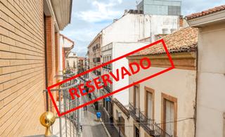 Miete Appartement  Calle antón de jaén. Otl inmobiliaria alquila apartamento centrico en linares - cerca