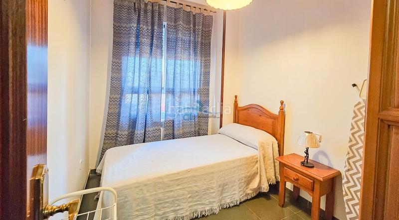 Foto a3c48e6a-72de-4b8c-989c-9dda174314b6. Piso otl inmobiliaria vende piso - avenida de andalucia. dispone de 3 dormitorios, 2 baños en Linares