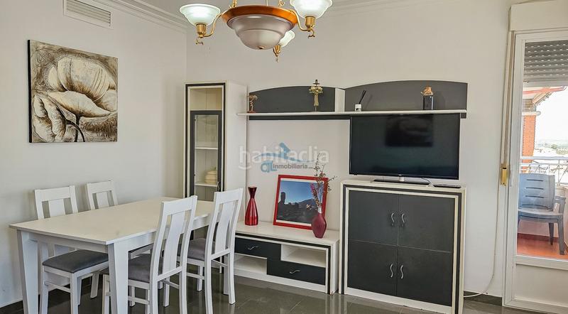 Foto c3ebeac3-fb92-4735-94be-8141626b3aa8. Piso otl inmobiliaria vende piso - avenida de andalucia. dispone de 3 dormitorios, 2 baños en Linares