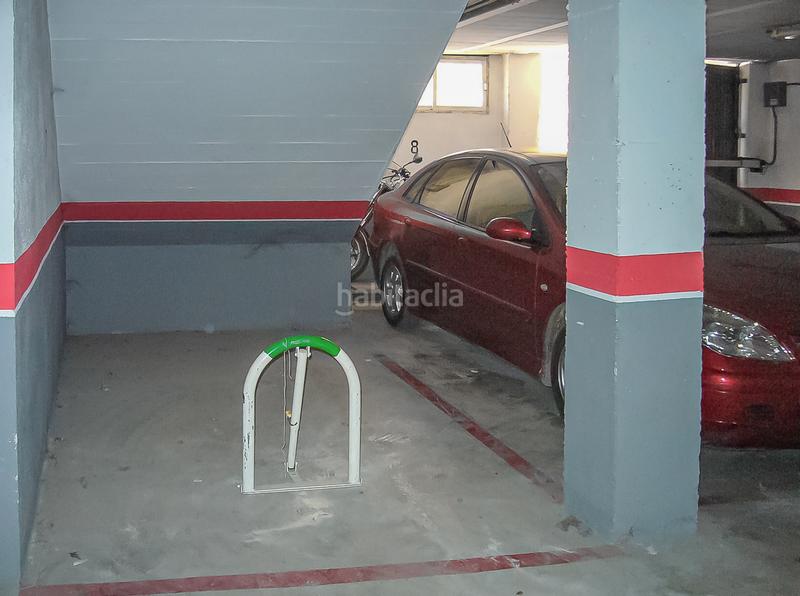 Foto ff0cb4d2-8aae-4e98-921f-e5e08bbfa681. Aparcament cotxe a n/a a Mancha Real