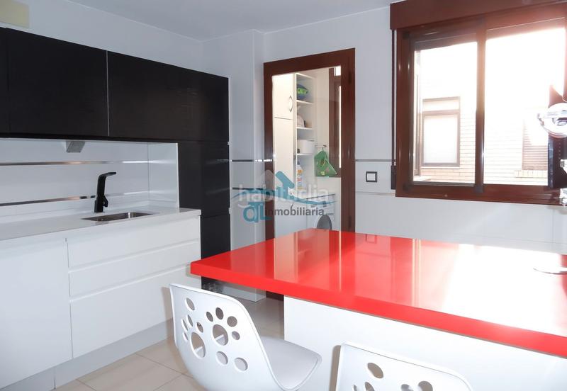 Foto a8dcc3b8-ae06-4357-9210-1fa82163911d. Alquiler dúplex otl inmobiliaria alquila exclusivo dúplex - zona san agustín en Linares