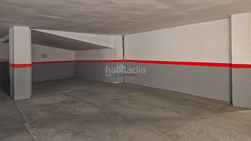 Foto 16990e22-d0cf-46c3-8e6a-8b1f7dc1891c. Parking coche en calle natalia de castro 33 se vende amplia plaza de aparcamiento con facil acceso en el paseo de Linarejos en Linares
