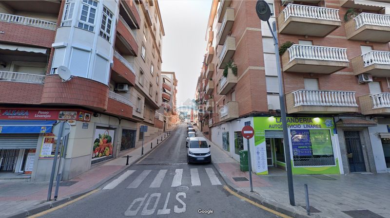 Foto 7b05aa18-9aa5-41da-a5e9-4ab624ef5983. Parking coche en calle natalia de castro 33 se vende amplia plaza de aparcamiento con facil acceso en el paseo de Linarejos en Linares