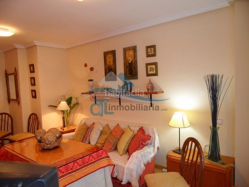 Foto ab97d534-7f6d-42c8-bfe0-9b3379198cf1. Alquiler piso apartamento amueblado con ascensor y plaza de garaje. en Linares