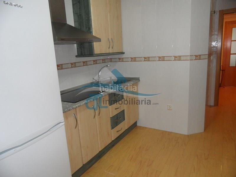 Foto 47562f4a-2daa-48a4-8b5f-2241bbd1f9db. Miete etagenwohnung mit heizung parking in Centro ciudad Linares