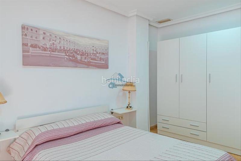 Foto 4a724189-71f0-453f-b210-f39cf781e5df. Miete appartement in calle serrallo 18 in Centro ciudad Linares