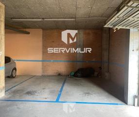 Aparcament cotxe  Ermita de sant sixt. Pàrquing zona universitat