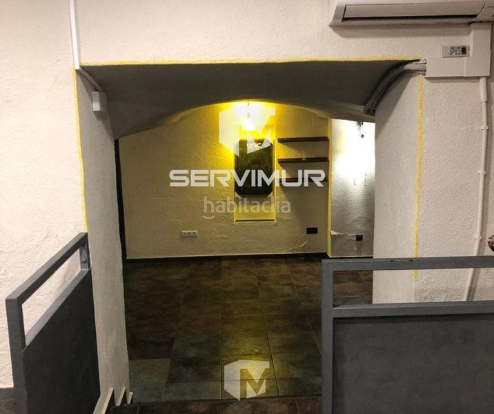 Foto 9145fbf0-e04f-4f0c-bcb2-245cffbdc9e4. Rent business premise in Centre Vic