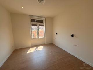 Miete Etagenwohnung  Passeig. Piso para estudiantes