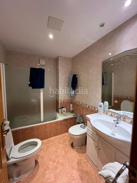 Foto e8de2f56-b673-4d3b-abc9-3d47c6d6a08d. Etagenwohnung mit heizung in Nord Vic