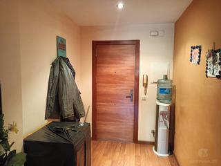 Appartement  Osona. Pis noms inversors!