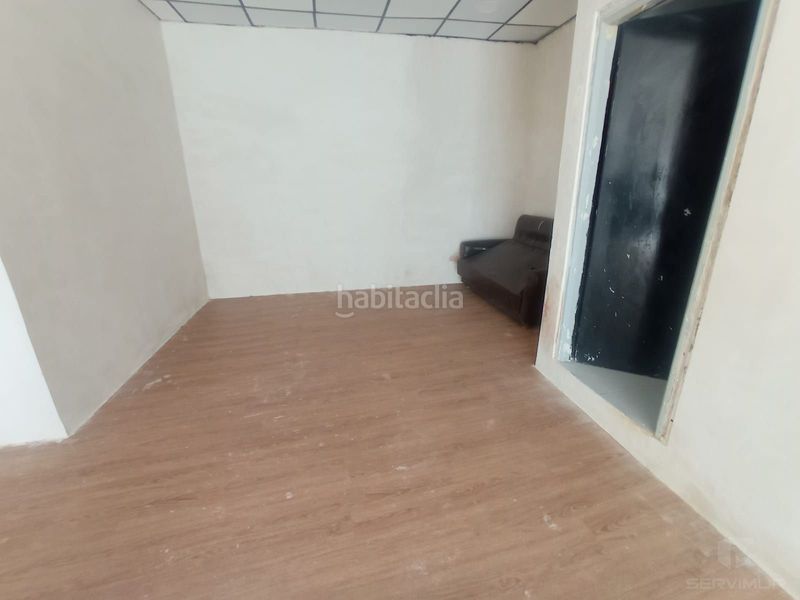 Foto 826d4113-b6f2-45ac-ba5a-f7d53c305d0f. Local comercial a Estadi-Santa Anna Vic