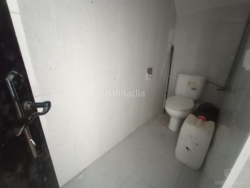Foto abd5643f-7007-4cf9-b78e-a30388f2502f. Local comercial a Estadi-Santa Anna Vic