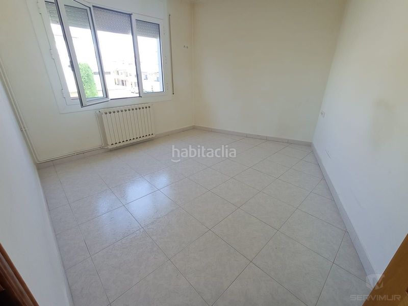 Foto b9b3ae28-6d05-4b90-a066-f73ec13d38fa. Piso  céntrico en Torelló