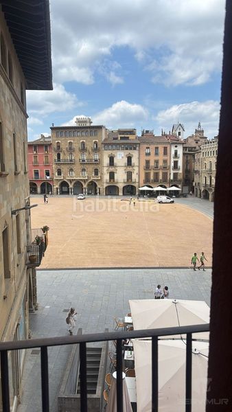 Foto ea17c213-0691-4ce4-9740-5ab8f514134f. Pis a Centre Vic