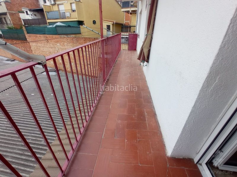 Foto 6a964064-4fdf-4ea6-8384-b8af29d459c4. Pis amb calefacció aparcament a Torelló
