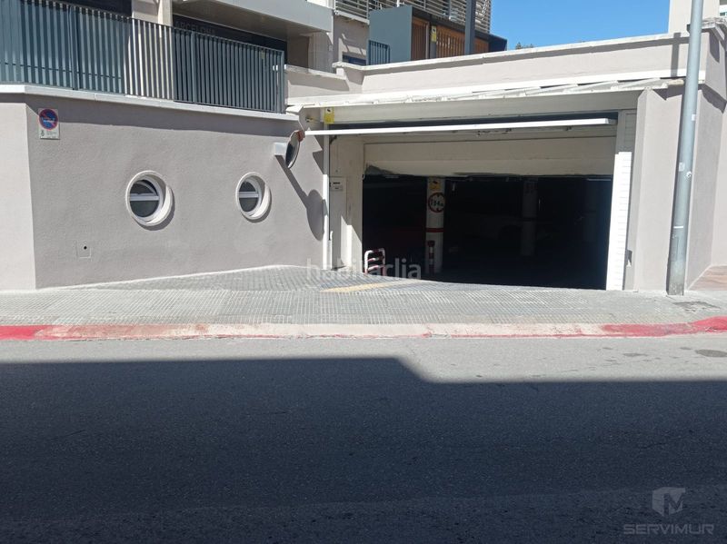 Foto 402e110f-bf0f-423c-869b-ea89f51fa848. Aparcament cotxe a Centre Vic