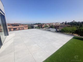 Duplex  Escoles. Dúplex invertido exclusivo