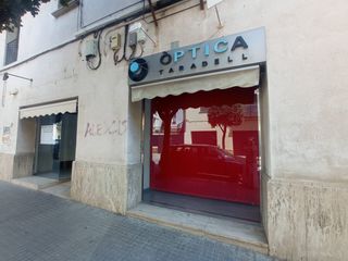 Rent Business premise  Domenech sert. Local comercial en el centro