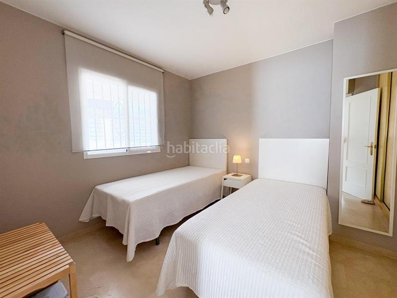 Foto cbcaffc6-7783-4320-8f99-91138b77199e. Apartament amb piscina a nueva Nerja Nerja