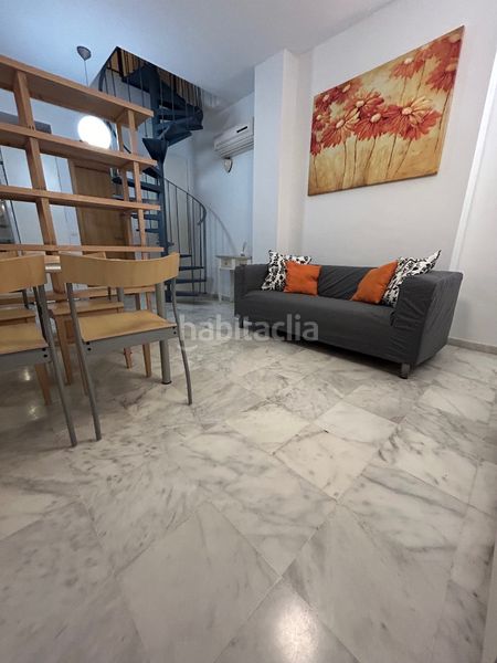 Foto ca7404e4-0068-4442-b6f4-7d18ca1a0c1d. Location duplex avec chauffage dans San Lorenzo Sevilla